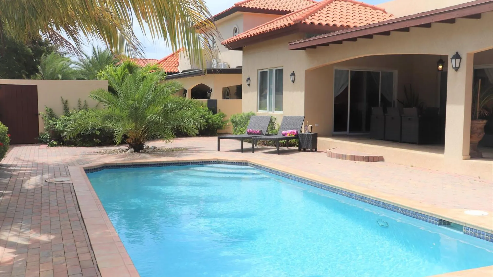 Opal Villa Palm Beach 0*, Noord Aruba